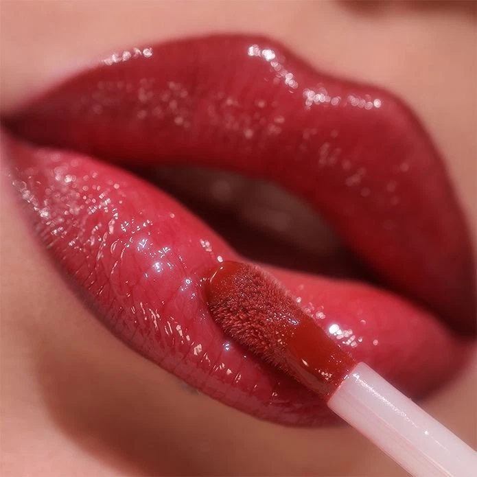 Lord& Berry Lip Oil Potion 1655 Sheer Cherry Red — photo 3