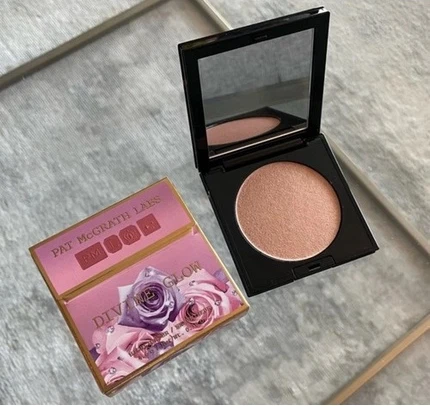 Хайлайтер Pat Mcgrath Skin Fetish Divine Glow Highlighter
