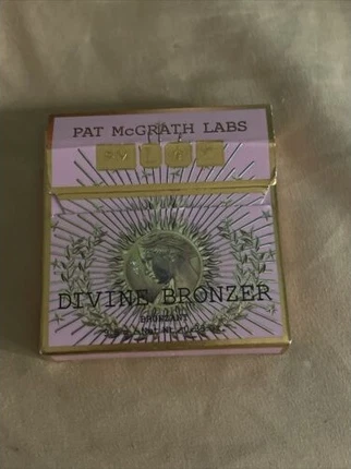 Пудровый бронзер Pat McGrath Labs Divine