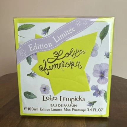 Описание Парфюмированной Воды Lolita Lempicka Mon Premier Parfum