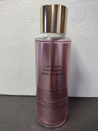 Ароматный спрей Victoria's Secret Velvet Petals
