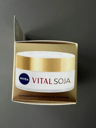 Дневной крем Nivea Vital