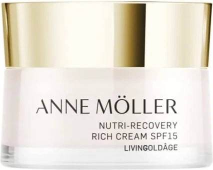 Anne Moller Total Recovery uchun sarum