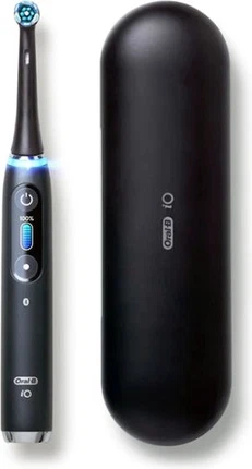 Электрическая зубная щетка Oral-B