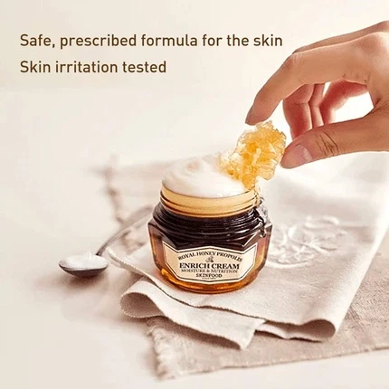 Увлажняющий крем для лица Skinfood SKIN FOOD Royal Honey Propolis Enrich Barrier Cream