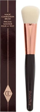 Кисть для тонального крема Charlotte Tilbury Magic Complexion Brush