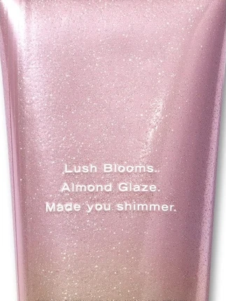 Лосьон для тела Victoria's Secret Velvet Petals