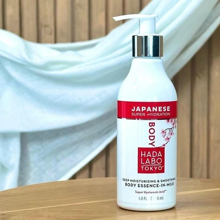 Интенсивно увлажняющий лосьон для тела Hada Labo Tokyo
