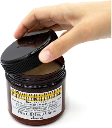 Кондиционер Davines Naturaltech Nourishing Vegetarian Miracle