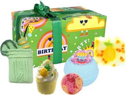 Наборы по уходу за телом Bomb Cosmetics "It's Your Birthday"