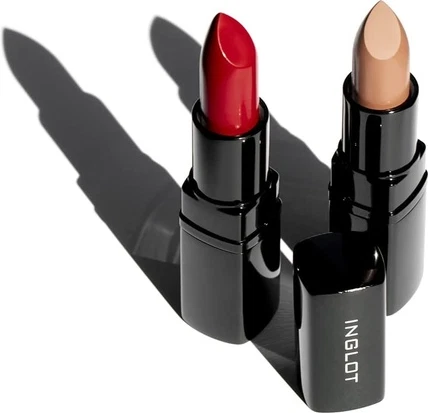 Помада Inglot