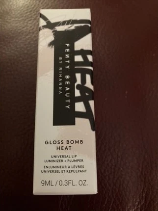 Плампер и блеск для губ Fenty Beauty by Rihanna Gloss Bomb Heat