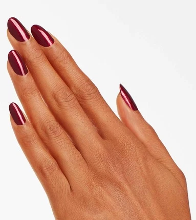 Лак для ногтей OPI Bogotá Blackberry Red